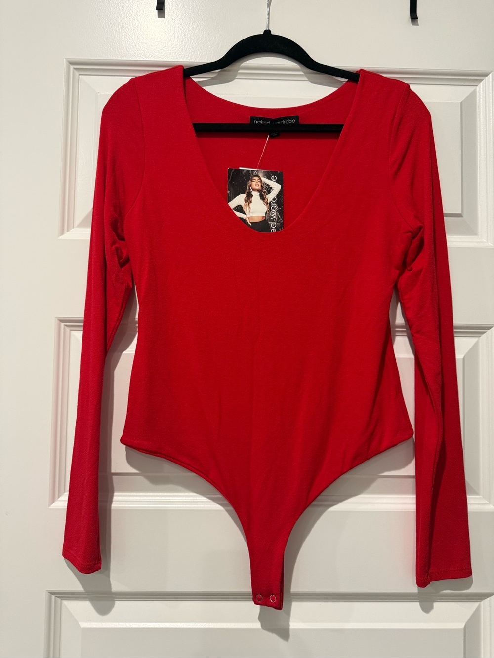 naked wardrobe Red Long-Sleeve Scoop Neck Bodysuit